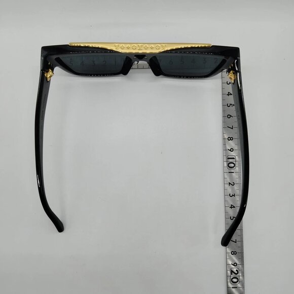 Louis Vuitton Sunglasses Men's Black 489-060225 - Picture 9 of 9